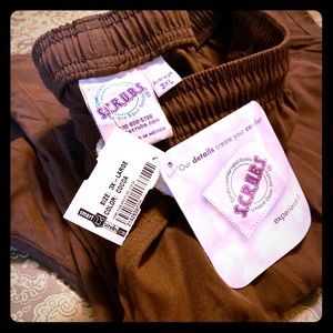 SCRUBS Brand Scrub Pants in Cocoa Brown. Size 3x.